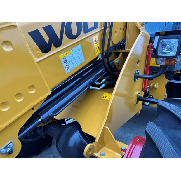 2025 Wolf WL825T-44313064