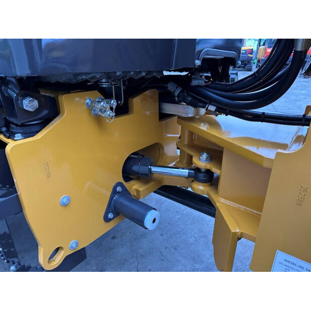 2025 Wolf WL825T-44313067