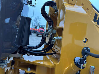 2025-wolf-wl825t-44313068