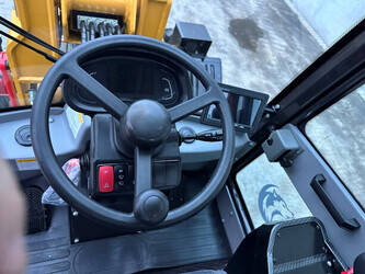 2025-wolf-wl825t-44313082