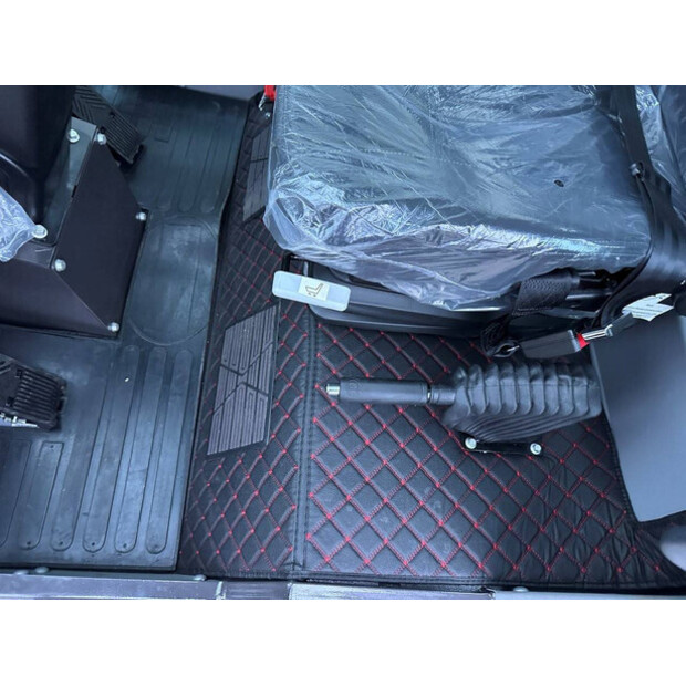 2025 Wolf WL825T-44313084