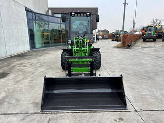 2024-wolf-mini-780t-1394868-44313143