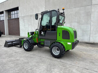 2024-wolf-mini-780t-1394868-44313147