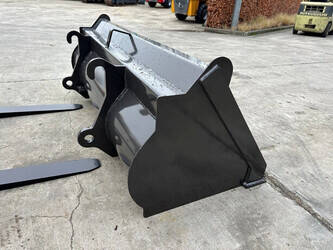 2024-wolf-mini-780t-1394868-44313151