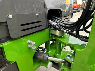 2024-wolf-mini-780t-1394868-44313161