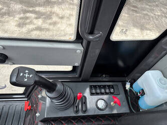 2024-wolf-mini-780t-1394868-44313178