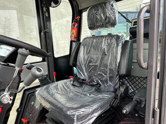 2024-wolf-mini-780t-1394868-44313181