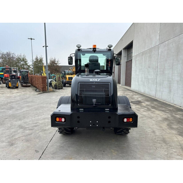2025 Wolf WL825-44313191
