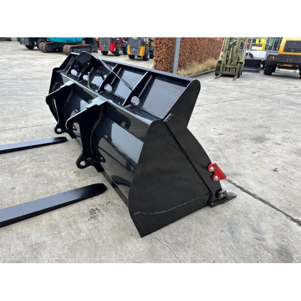 2025 Wolf WL825-44313196