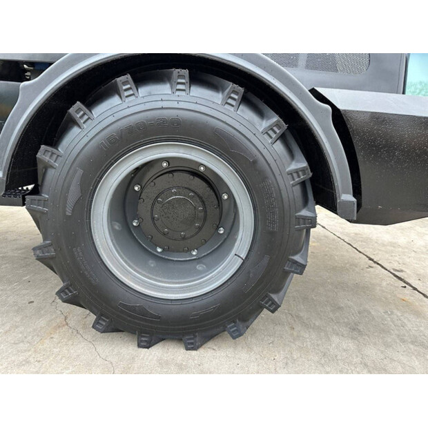 2025 Wolf WL825-44313215