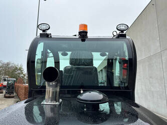 2025-wolf-wl825-44313220