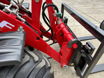 2025-wolf-mini-750-44313246