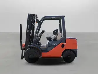 2025-toyota-62-8fd30-1394886-44313442