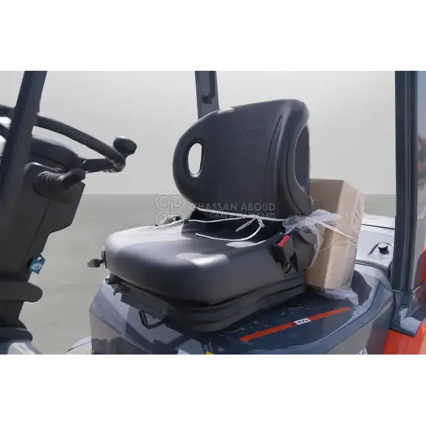 2025 تويوتا 62-8FD30-44313444