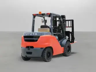 2025-toyota-8fd50n-44313463