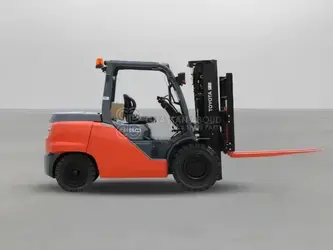 2025-toyota-8fd50n-44313464