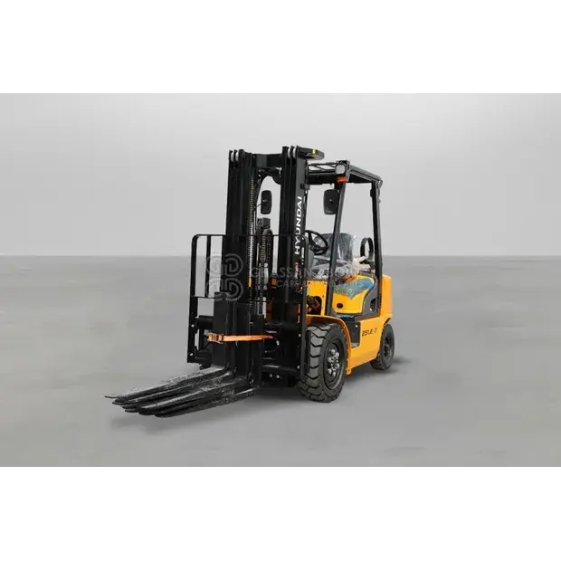 2025 Hyundai 30LE-7-44313547