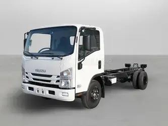 صورة ل شاحنات 2026 ايسوزو NPR للبيع في الإمارات العربيّة المتّحدة