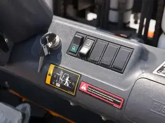 2026-isuzu-npr-1394905-44313628