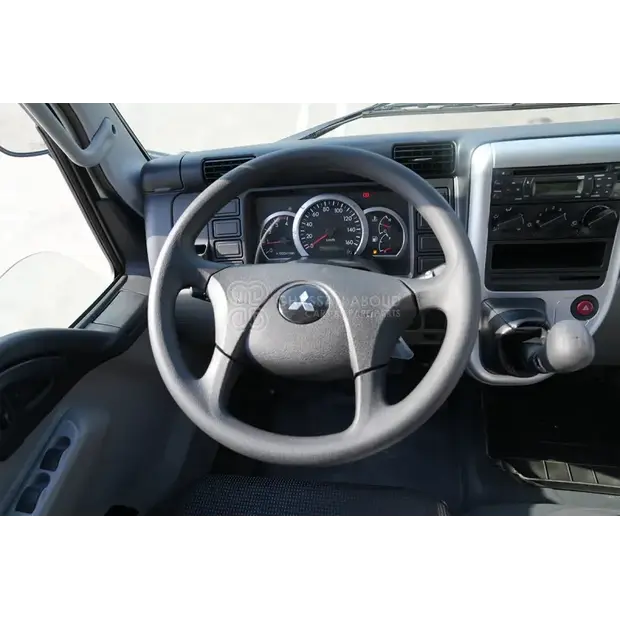 2025 ميتسوبيشي-44313650