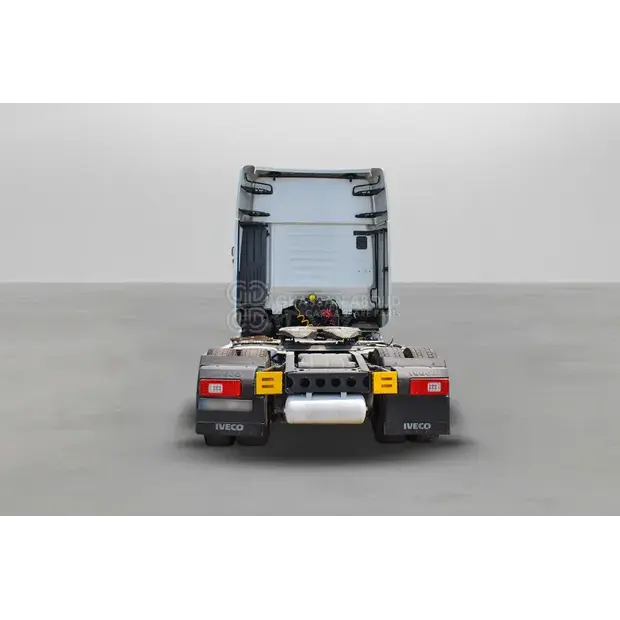 2017 Iveco AS440S46T-44313679