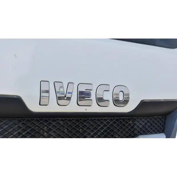 2017 Iveco AS440S46T-44313683
