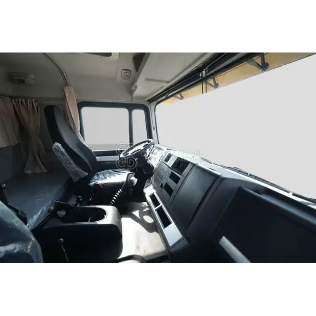 2025 شاكمان F3000-44313705