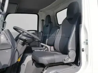 2026-isuzu-npr-1394916-44313731