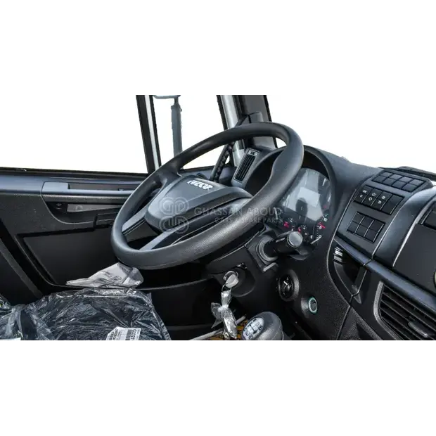 2025 Iveco ML180-44313741