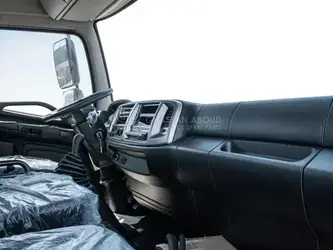 2024-hino-500-1394919-44313760