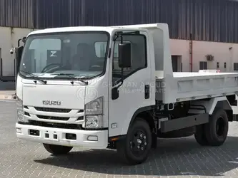 صورة ل شاحنات 2023 ايسوزو NPR للبيع في الإمارات العربيّة المتّحدة