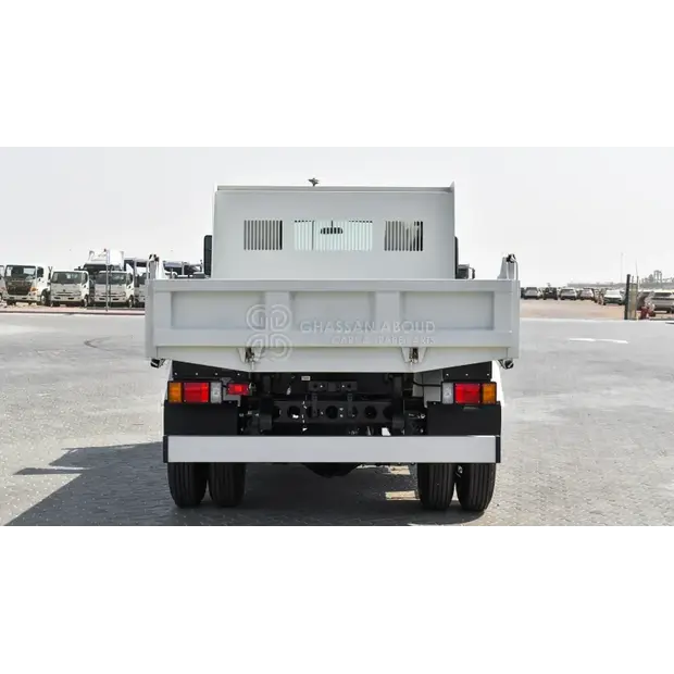 2023 Isuzu NPR-44313781