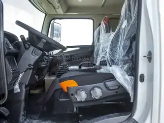 2024-hino-500-1394924-44313812