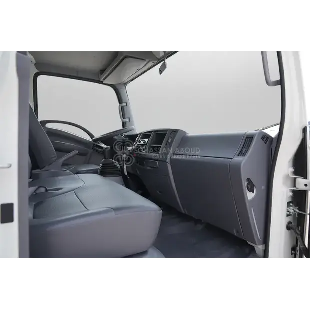 2026 Isuzu NPR-44313828