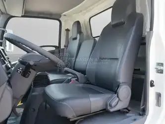 2024-isuzu-npr-1394928-44313845