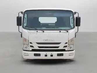 صورة ل شاحنات 2026 ايسوزو NPR للبيع في الإمارات العربيّة المتّحدة