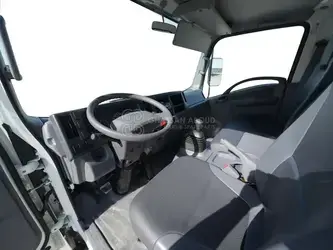 2024-isuzu-npr-1394938-44313930