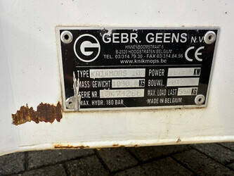 2017-knikmops-100-1167141-44314122