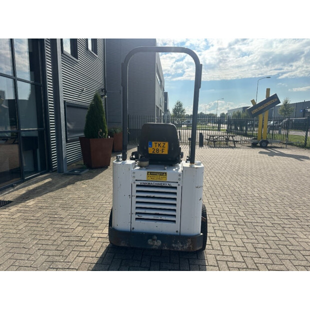 2017 كني كمبس 100-44314129