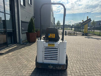 2017-knikmops-100-1167141-44314129