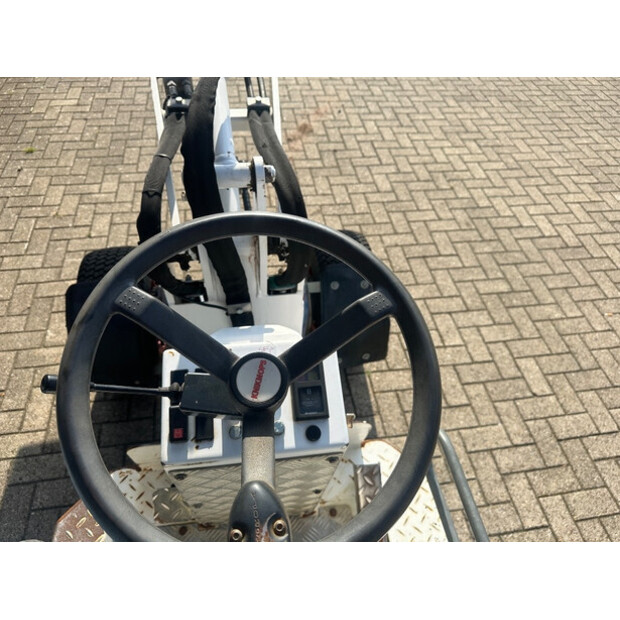 2017 كني كمبس 100-44314157