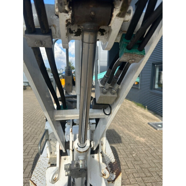 2017 كني كمبس 100-44314167