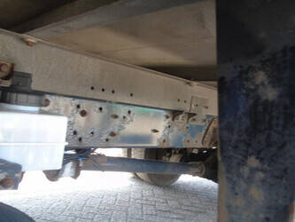 2011-iveco-ml-75e18-44314322