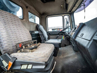 1995-man-33-422-44314555