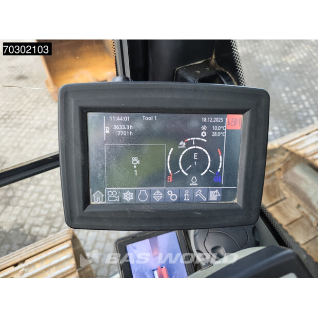 2016 Liebherr R946 LC-44314854