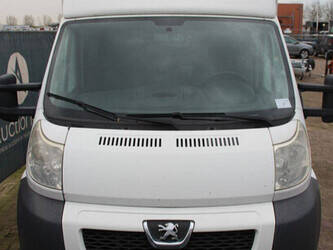 2013-peugeot-boxer-1394976-44314872