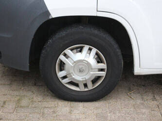 2013-peugeot-boxer-1394976-44314877