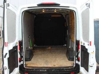 2020-ford-transit-1394977-44314934