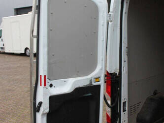 2020-ford-transit-1394977-44314935