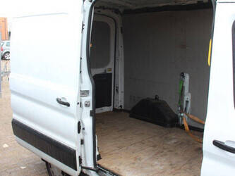 2020-ford-transit-1394977-44314944